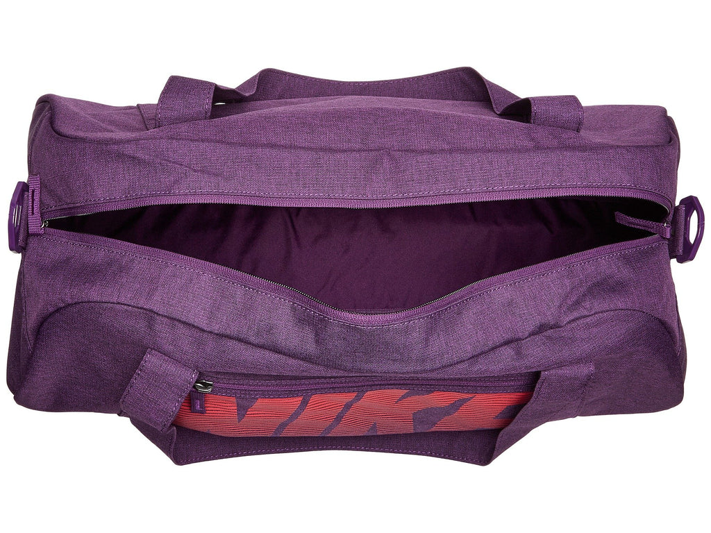Nike Duffel Bags in Purple